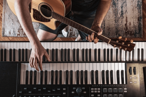 How Long Does It Take to Learn Guitar or Keyboard HWSM